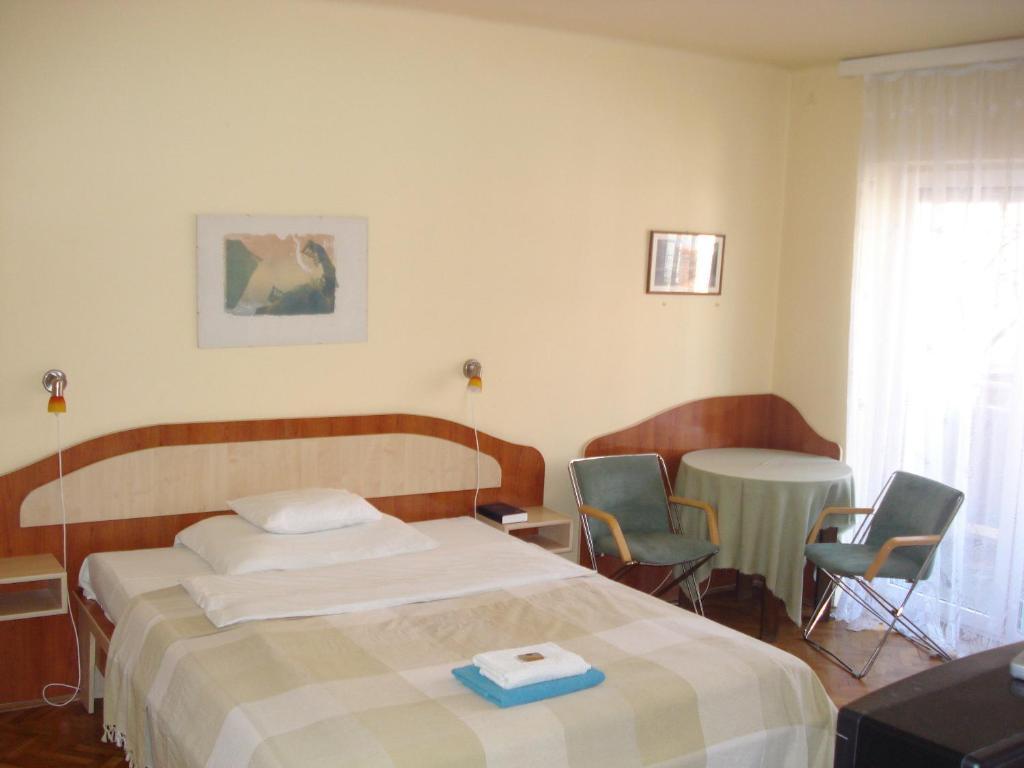 Hotel Szent Gyoergy Fogado Pécs Camera foto